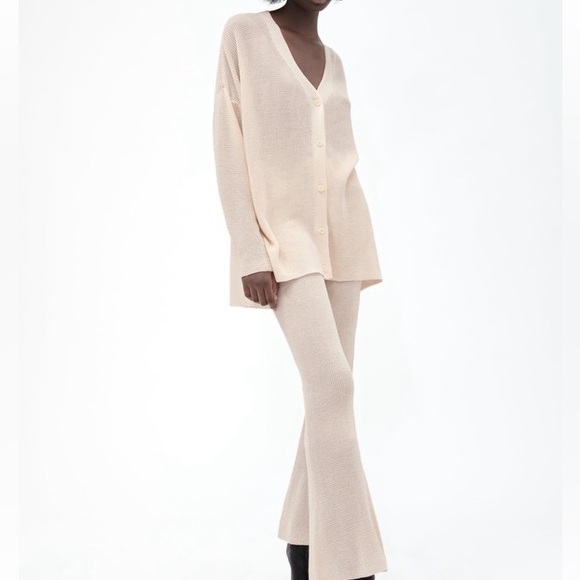 Zara Sweaters - Zara Cream Women's Sweater Cardigan